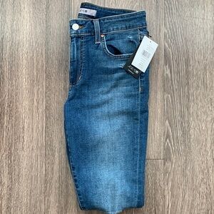 NWT-Joe's Curvy Skinny Jean